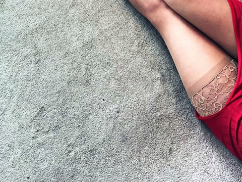 OnlyFansヘッダー写真 the_legs_next_door