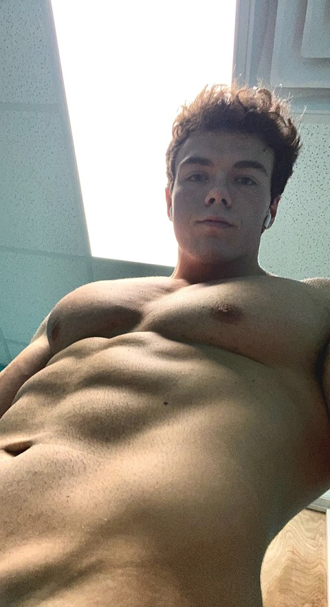 OnlyFansヘッダー写真 theclarkreid