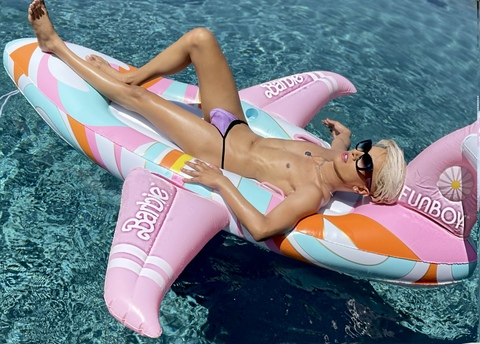 Obraz nagłówka OnlyFans theofficialbarbieboi