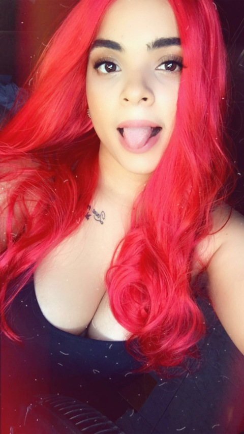 OnlyFans header picture therealdoll