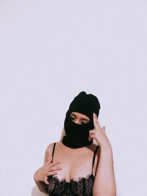 Снимка на заглавие на OnlyFans thespringirlss