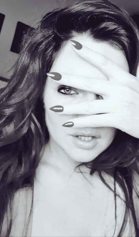 Изображение шапки OnlyFans tiigerlilly84