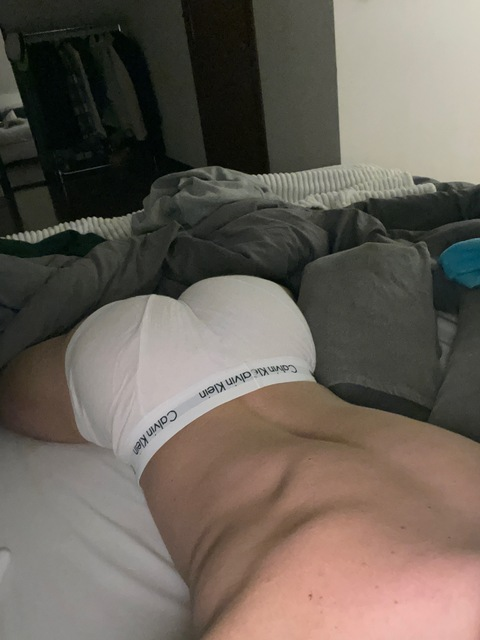 Снимка на заглавие на OnlyFans tomanglxx