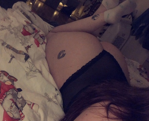 OnlyFans üst resmi toralover_swe