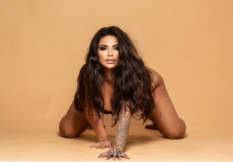 OnlyFansヘッダー写真 toxicavip