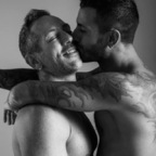 ओन्लीफैंस प्रोफाइल चित्र tribal_ink