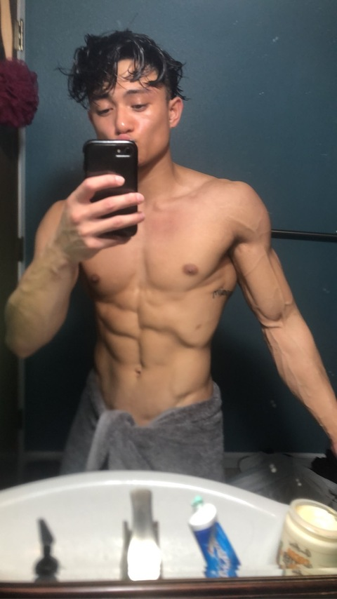 OnlyFans हेडर तस्वीर tugreezy