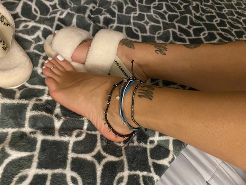 Imagen de encabezado de OnlyFans de two_sweet_feet