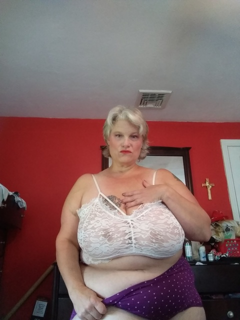 OnlyFans üst resmi u171312830