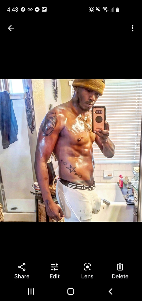 OnlyFans üst resmi unclehotmess