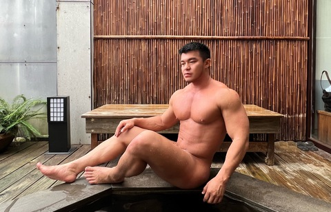 OnlyFans 헤더 사진 uniquebrad