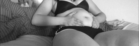 Снимка на заглавие на OnlyFans vampyfeedee