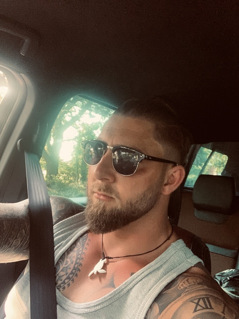 Imagen de encabezado de OnlyFans de viking-harrison