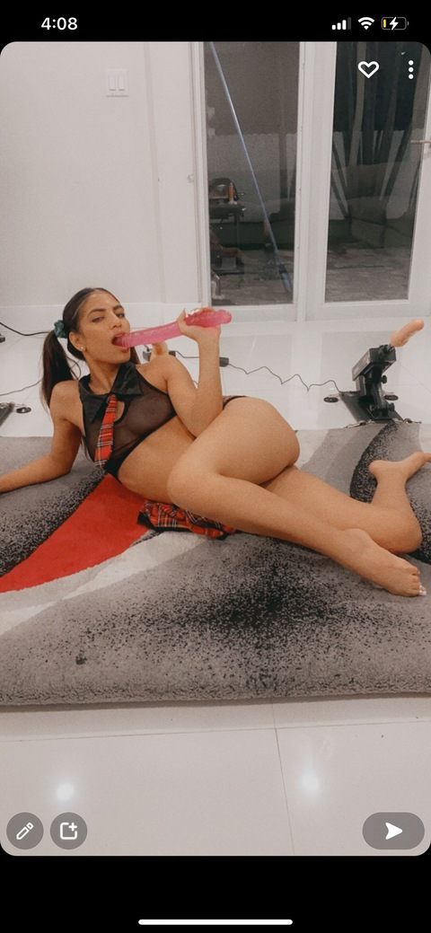 OnlyFans हेडर तस्वीर vioti