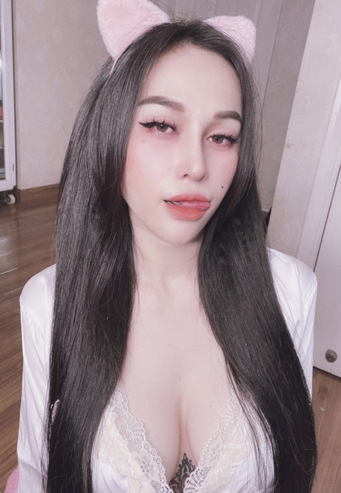 OnlyFans üst resmi vuphuongtrinh