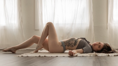 OnlyFans हेडर तस्वीर winter.pdx