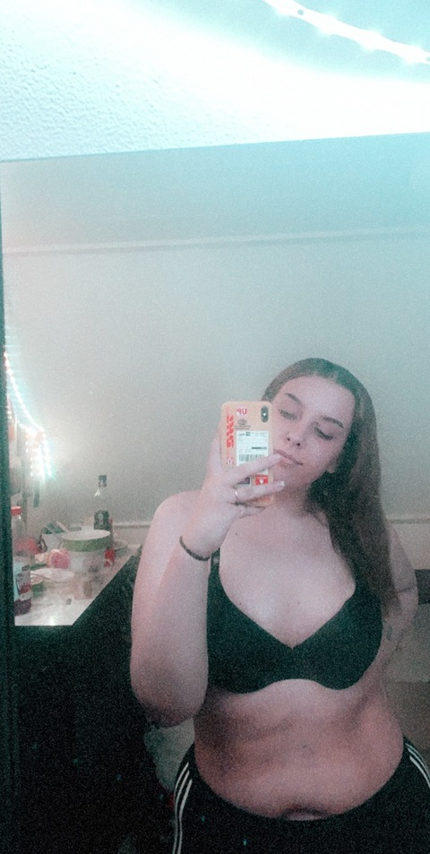 Obraz nagłówka OnlyFans x_crybabyy