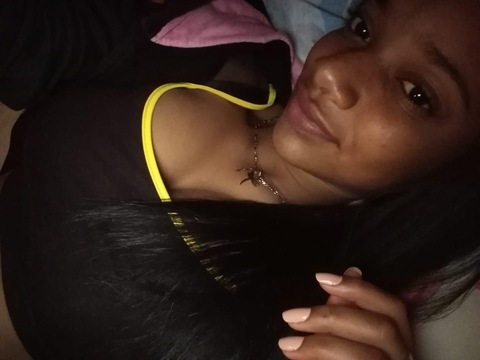 Image d'en-tête OnlyFans yisset_mdd