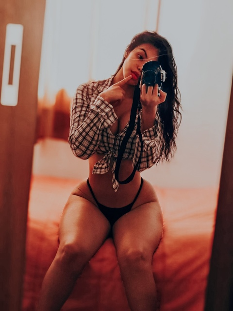 OnlyFans kopafbeelding yougirlll