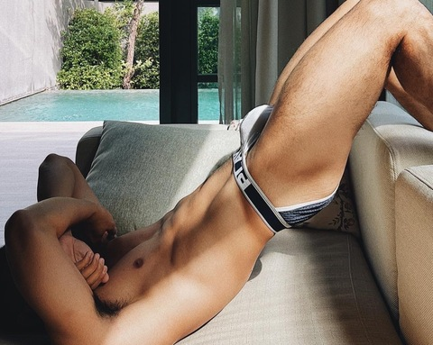 OnlyFans हेडर तस्वीर zaizaikhun