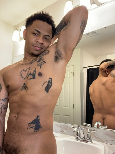 Imagen de encabezado de OnlyFans de zorohub